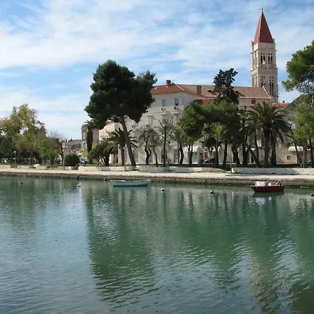 Eliva Apartment Trogir